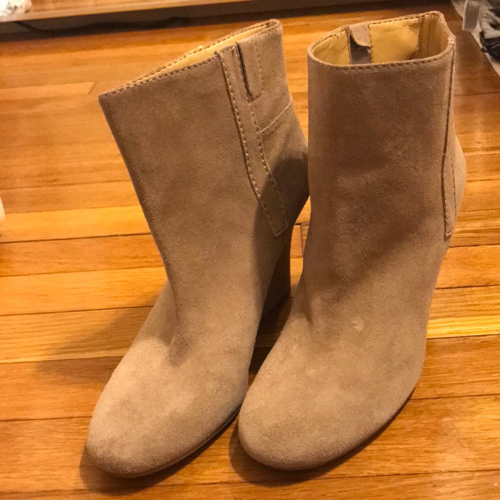 Nine West suede wedge boots